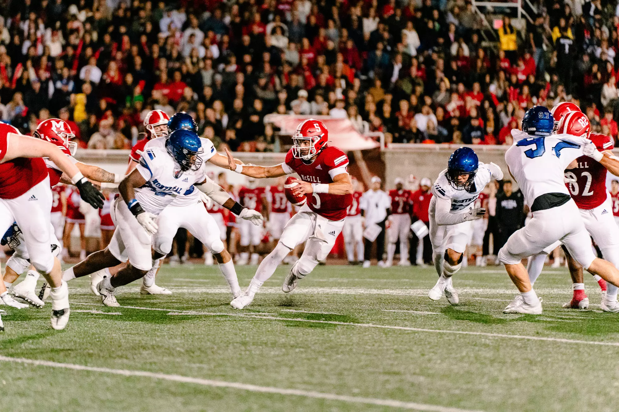 McGill QB Eloa Latendresse-Regimbald