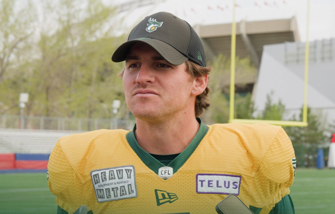 'Quite embarrassing': Cody Fajardo takes Edmonton Elks' offence to task for poor scrimmage performance