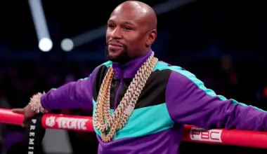 IRS alerts Mayweather about passport revocation, jeopardizing exhibitions