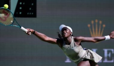 Mboko defeats fellow Canadian Fernandez in French Open tune-up tournament
