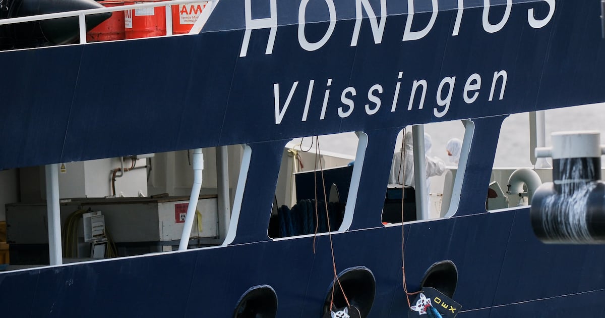 Dutch health officials clear hantavirus ship to sail again - CTV News