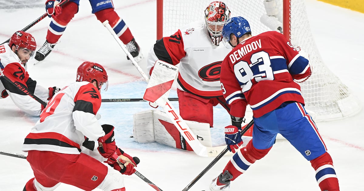 Carolina Hurricanes lead Montreal Canadiens by three after second period of Game 4 of Eastern Conference Final