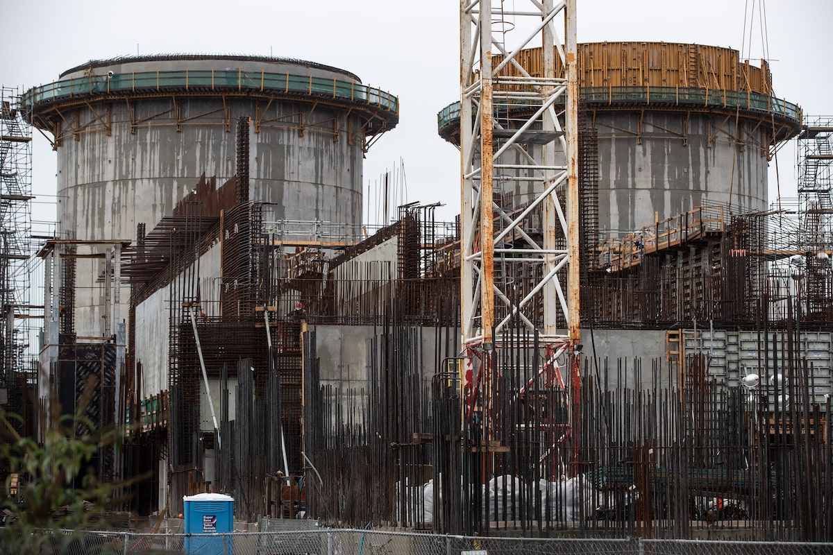 Lawsuits over Vancouver water treatment plant settle, locals call for disclosure of financials