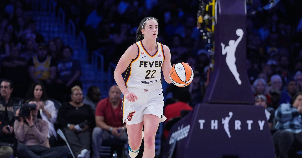 Caitlin Clark scores 22 points in return from one-game absence as Indiana Fever beat Golden State Valkyries