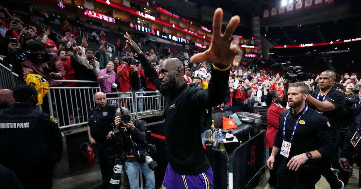 LeBron jokes about Texans' Will Anderson Jr., Bronny resemblance