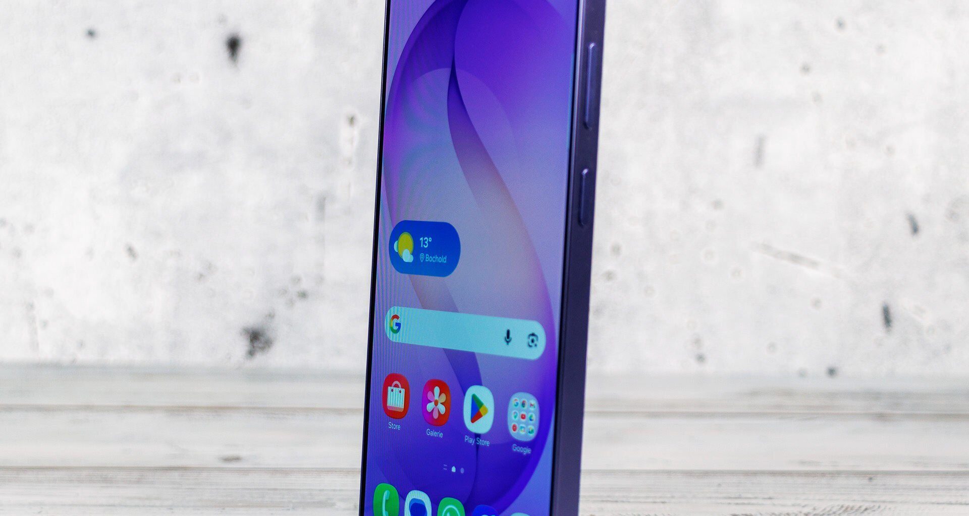 Samsung Galaxy smartphones now block ads in push notifications