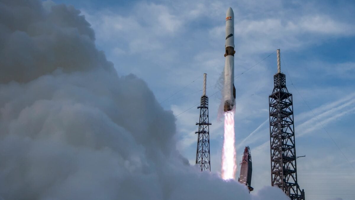 Blue Origin's New Glenn Rocket Cleared For Launch After Suffering Malfunction