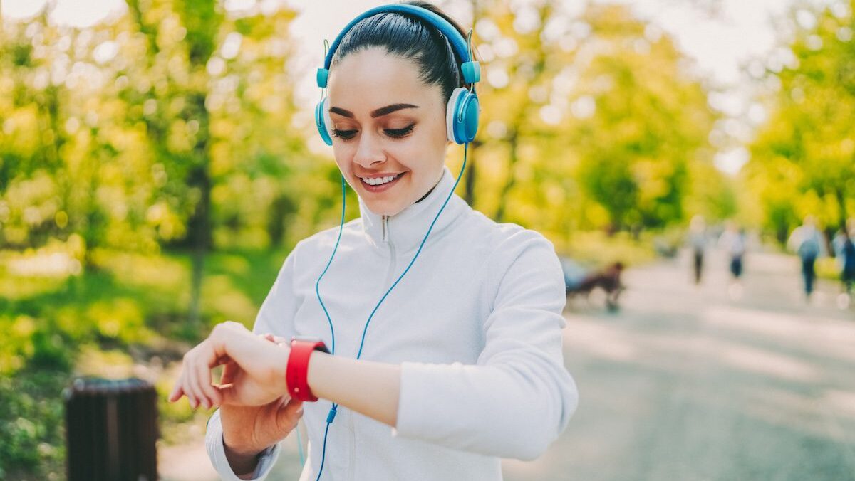running headphones runner