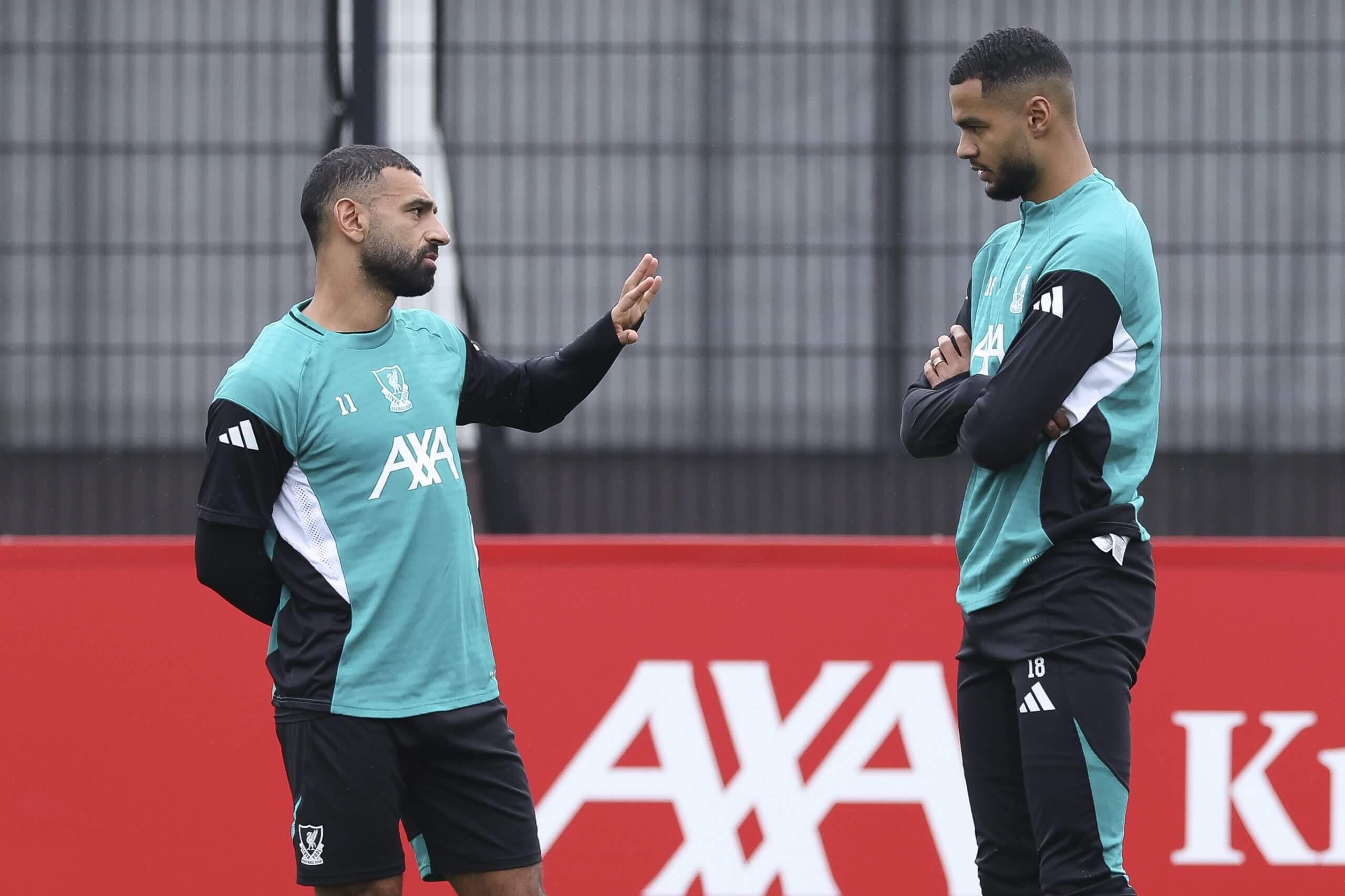 Salah and Gakpo in Liverpool training