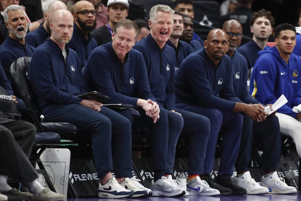 Golden State Warriors losing key assistant coaches Terry Stotts, Jerry Stackhouse