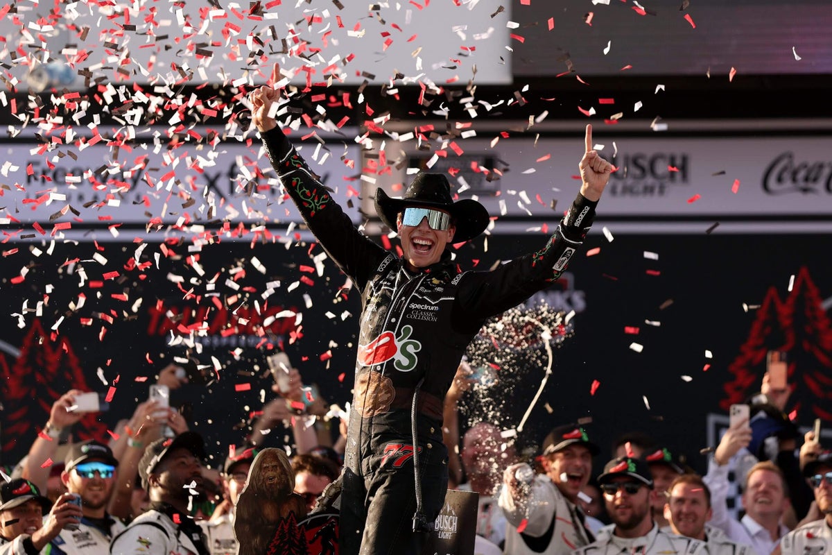 NASCAR Cup Series at Texas odds, picks: Can Carson Hocevar go back-to-back?