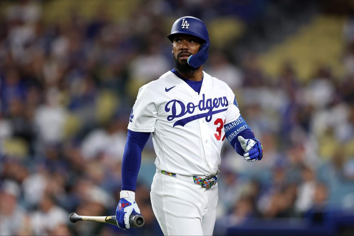 Amid hot stretch, Dodgers’ Teoscar Hernández bound for IL with hamstring injury