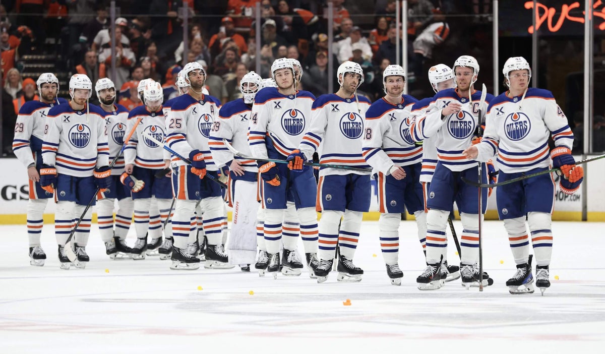 Oilers plagued by familiar issues in Round 1 loss. What does it mean for the future?