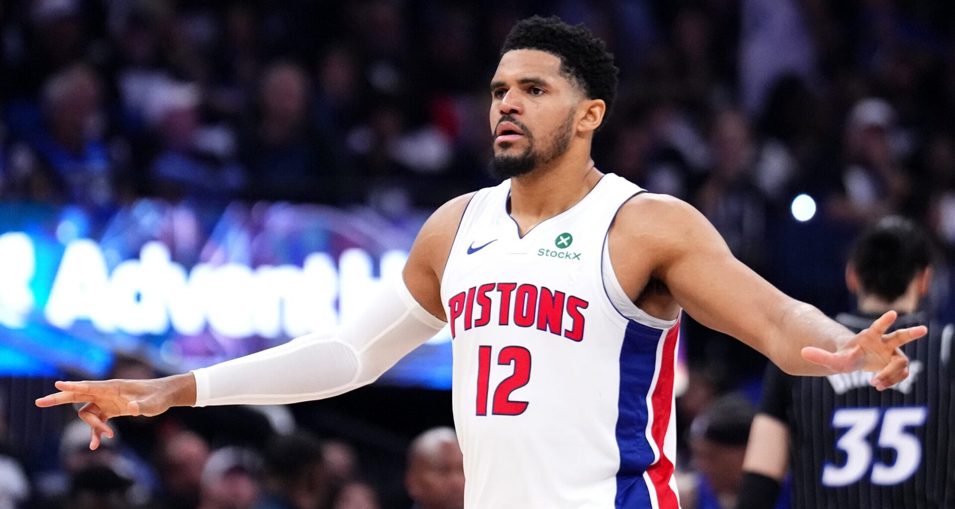 Recap: Lakers advance, Pistons, Raptors force Game 7s
