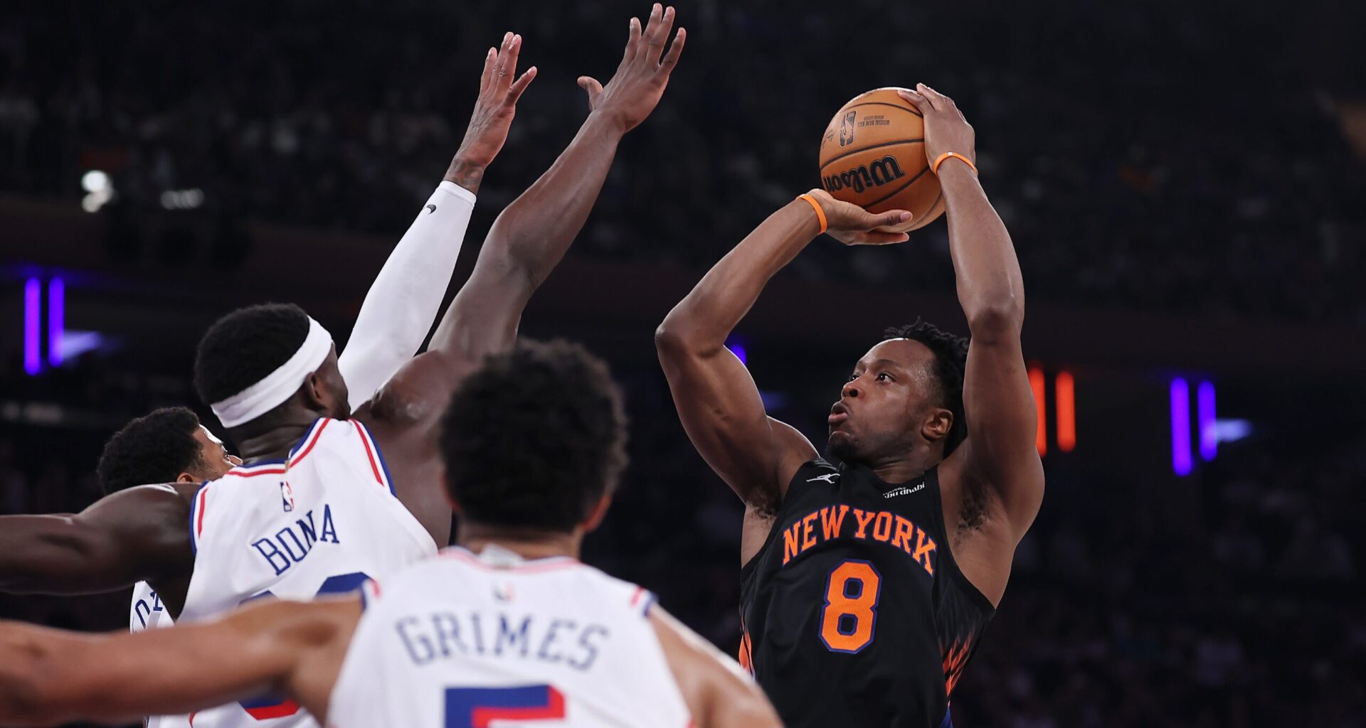 4 takeaways: Knicks survive tense 4th quarter to take 2-0 lead over the 76ers