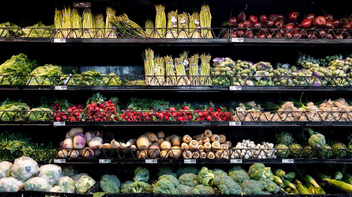 Taking Ozempic? Here’s What Experts Say You Should Be Eating