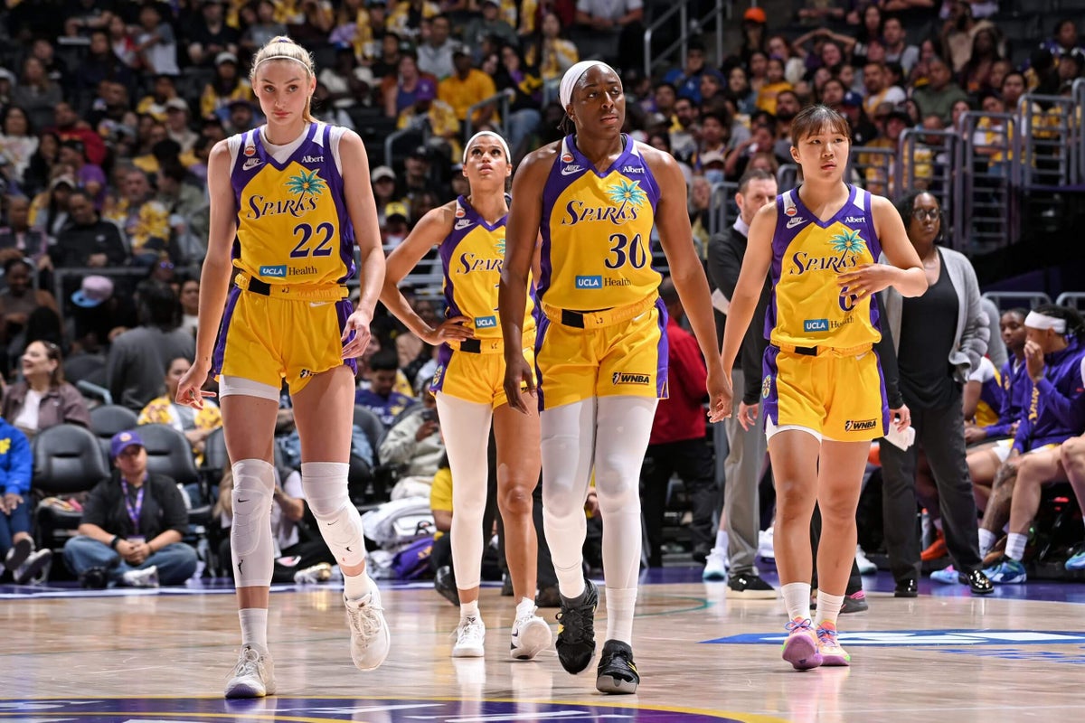 Nneka Ogwumike checks the Sparks. Plus: The player coach