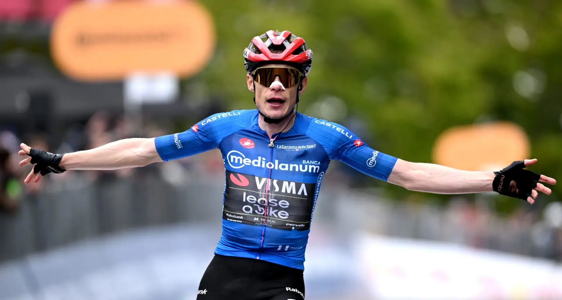 Pro Log: Reims to host 2028 Tour de France Grand Départ; Eulálio still in pink at Giro d’Italia while Vingegaard gaps rivals; Bredewold wins Itzulia