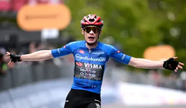 Pro Log: Reims to host 2028 Tour de France Grand Départ; Eulálio still in pink at Giro d’Italia while Vingegaard gaps rivals; Bredewold wins Itzulia