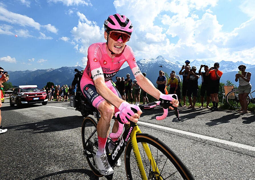 Vingegaard won a fourth Giro d'Italia stage on Tuesday's stage 16.
