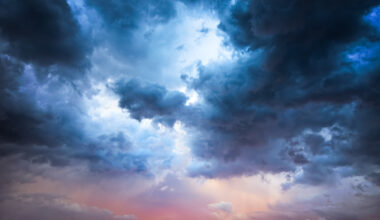 Tomorrow's Weather Calgary (May 11): Morning Thunderstorms, Afternoon Clears
