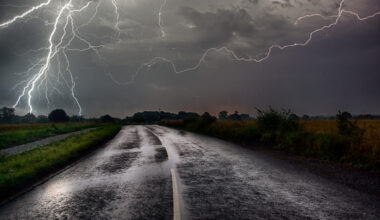 Tomorrow's Weather Toronto (May 26): Thunderstorms Then Clear Skies