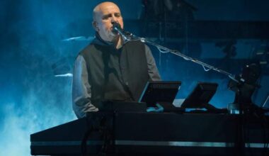 Peter Gabriel wades in on lifeguard debate at Vancouver’s beaches - BC