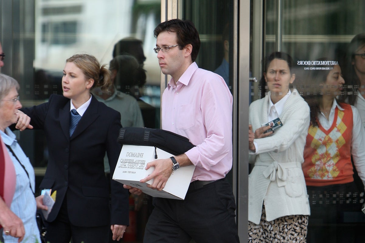 12 simple ways to recession-proof your life as a financial crisis looms
