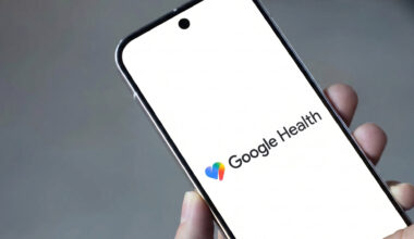 Google Health Logo on phone screen