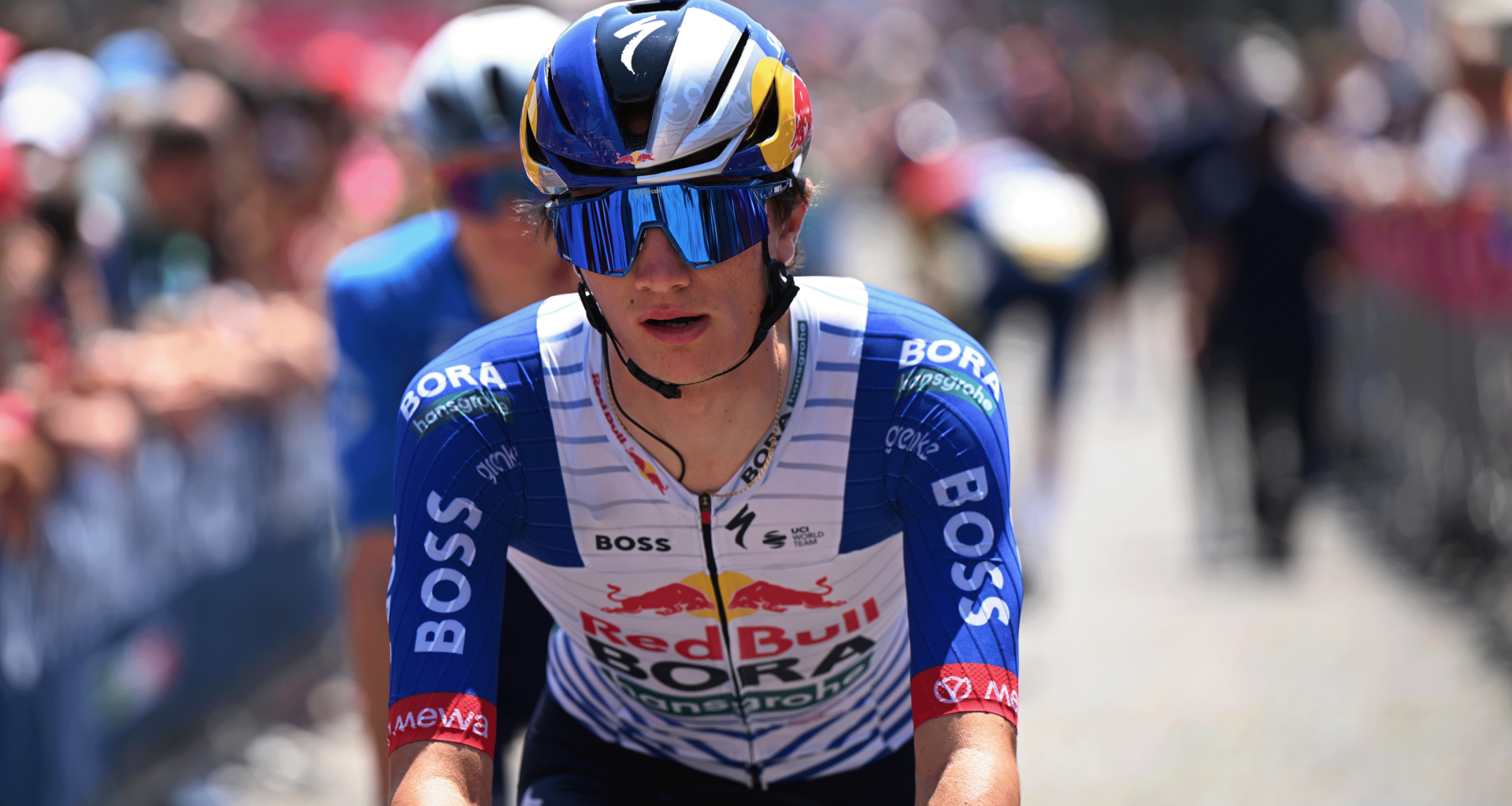 Giulio Pellizzari dropped by his own team, finishes 18 minutes down as Red Bull-Bora-Hansgrohe lose numerical advantage in fight for Giro d'Italia podium