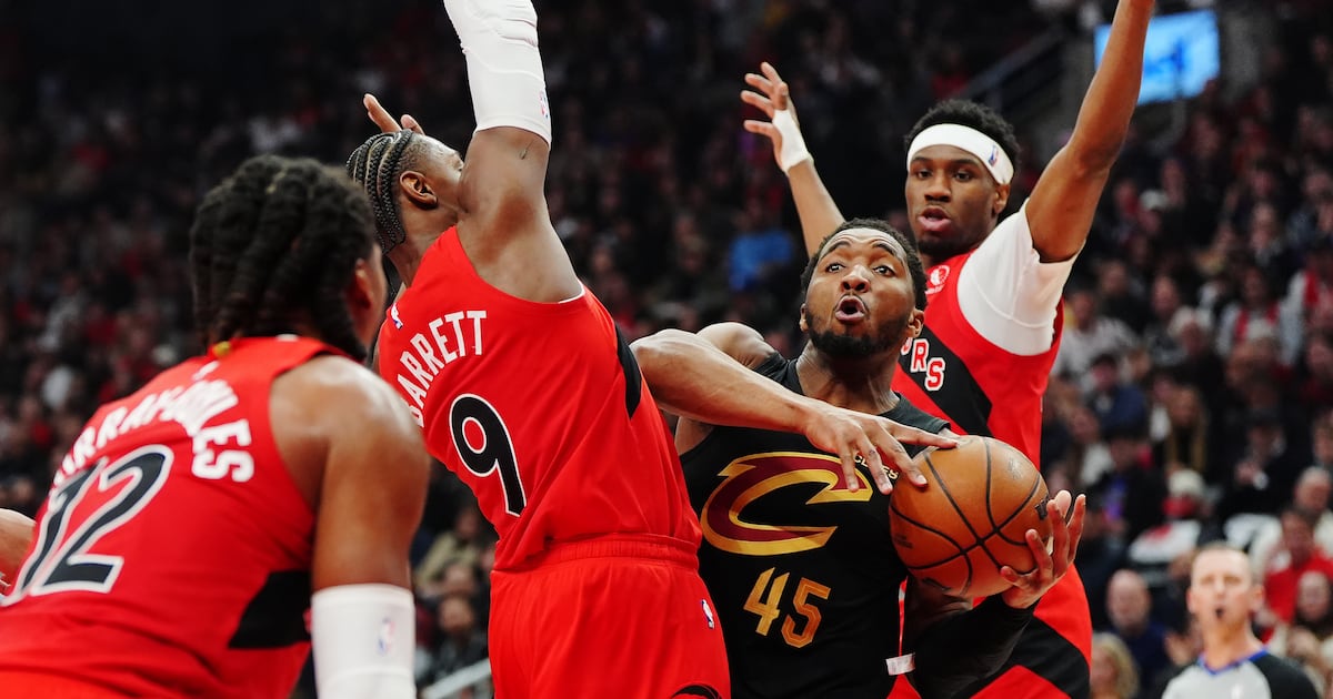 Toronto Raptors leading Cleveland Cavaliers at halftime in elimination Game 6