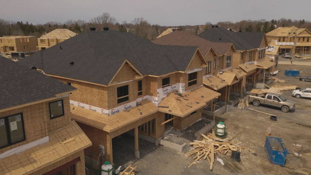 Click to play video: 'Canada must double home construction over 10 years for affordability: CMHC'