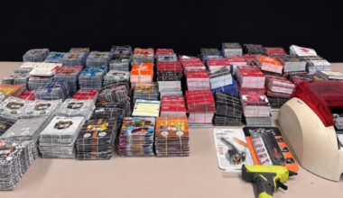 Mississauga men charged in $1M Ontario gift‑card fraud scheme