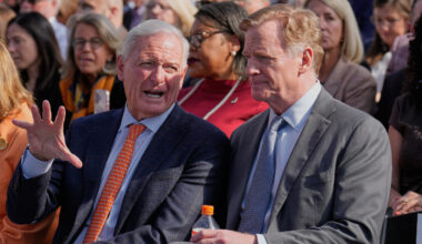 Haslam breaks ground on Browns' $2.4B domed stadium set to open in 2029