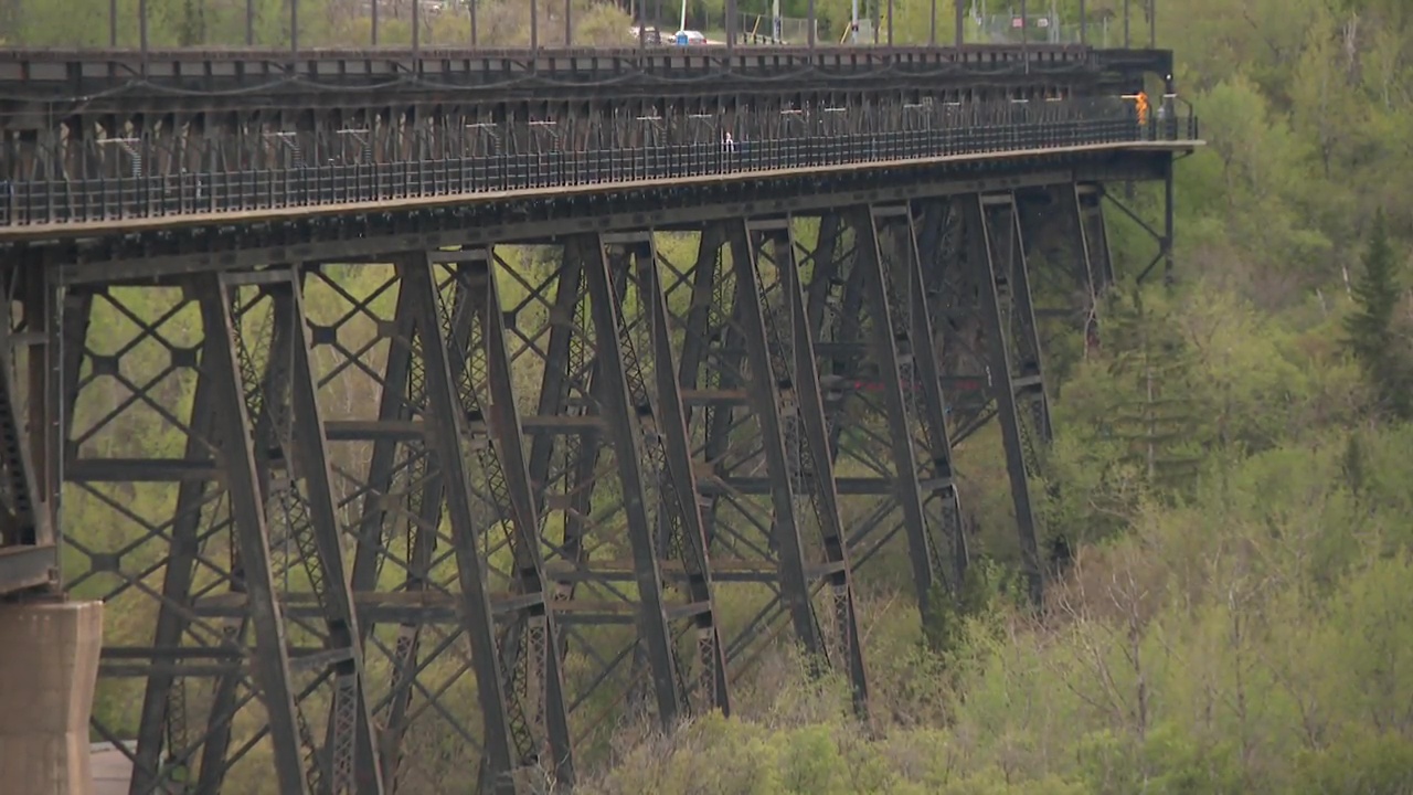 High Level and Low Level bridges need to be replaced: City of Edmonton