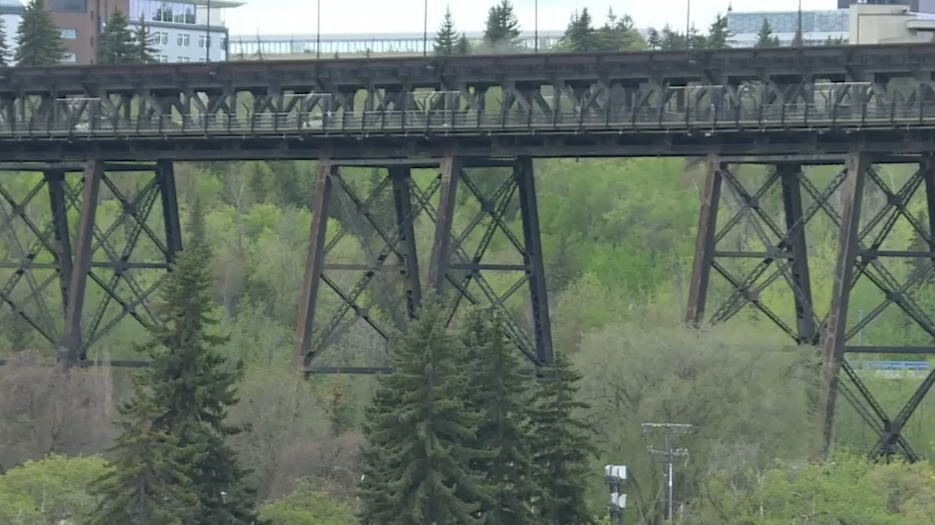 Edmonton’s High- and Low-Level bridges will need to be replaced: city officials