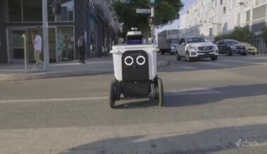 Robot delivery green lit in Vancouver, but don’t expect it in Victoria anytime soon