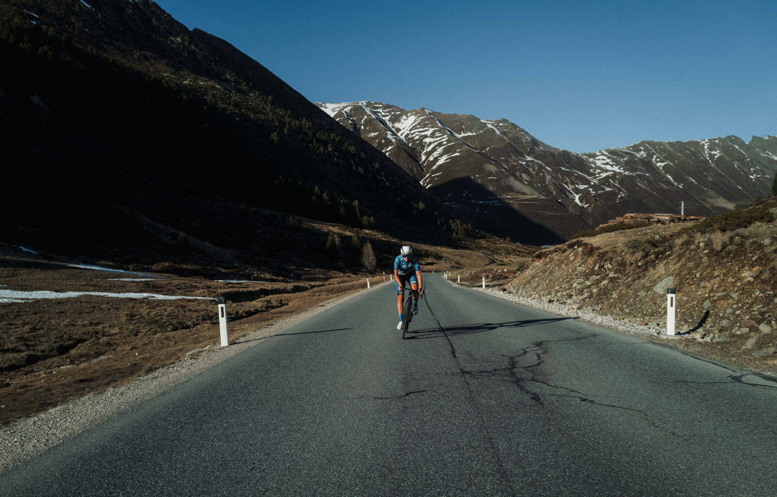 Hunt goes lighter with new aero climbing wheels