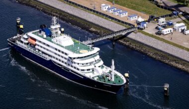 Hantavirus-hit cruise ship arrives in Rotterdam for disinfection