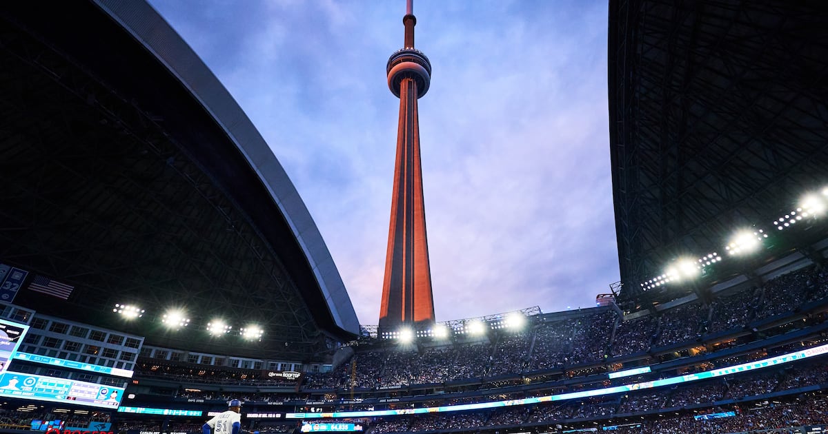 Rogers centre roof opens for the first time