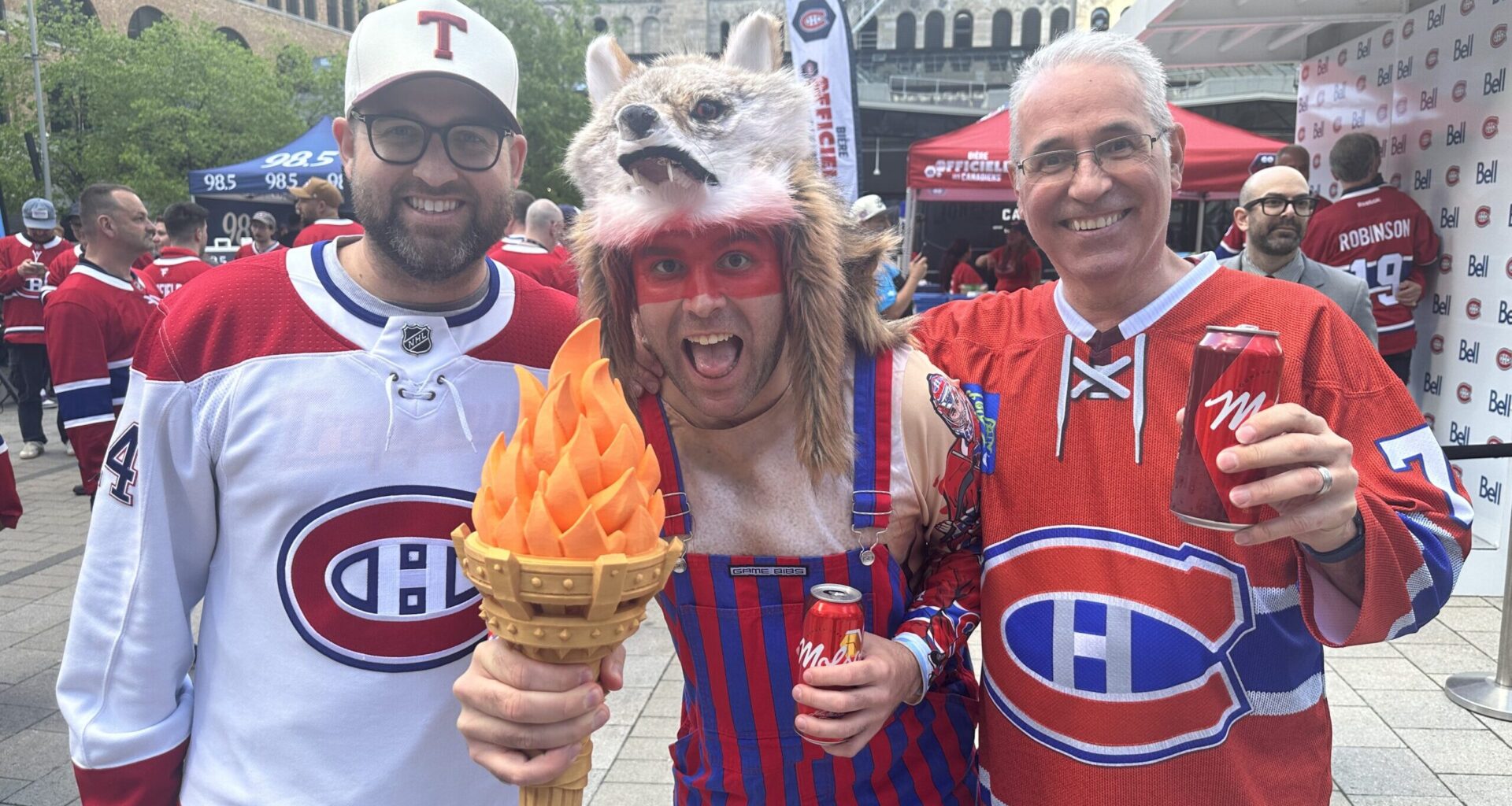 IN PHOTOS: Playoff fever sweeps Montreal ahead of Canadiens-Hurricanes Game 3