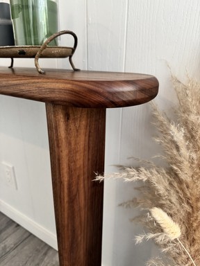 Omba's craftsmanship shines through.