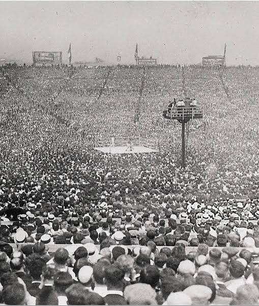 The 5 Biggest Boxing Crowds in U.S. History