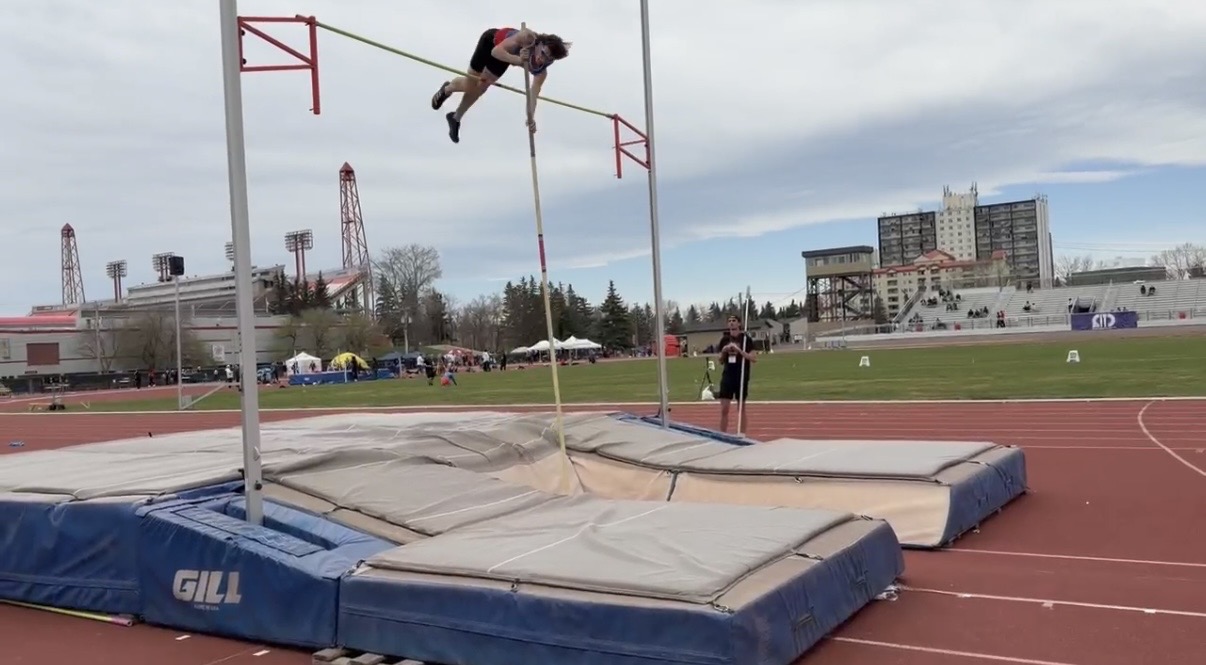 Three Swift Current athletes win gold at Calgary Spring Challenge - SwiftCurrentOnline.com