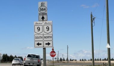 Province weighs safety fix at site of deadly crash east of Calgary