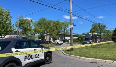 Toronto police seek suspects after 27-year-old fatally shot ‘steps from home’
