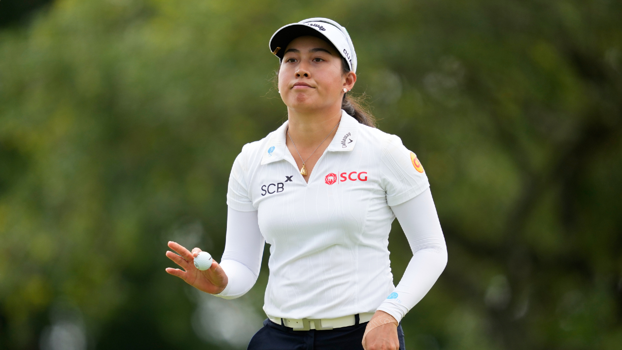 Jeeno Thitikul holds off every contender to stay in lead at Mizuho Americas Open