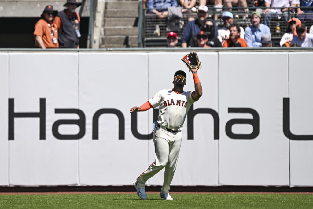 Giants Designate Jerar Encarnacion For Assignment