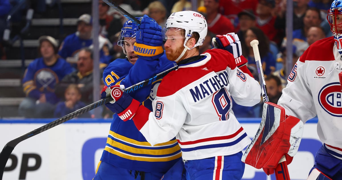 Buffalo Sabres hold two-goal lead over Montreal Canadiens after second period of Game 1