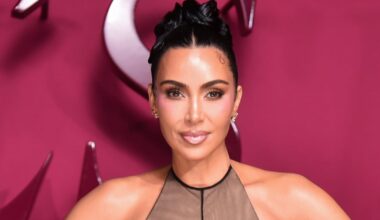 U.K. police find US$9.3M worth of cocaine stashed in shipment of Kim Kardashian brand underwear - CTV News